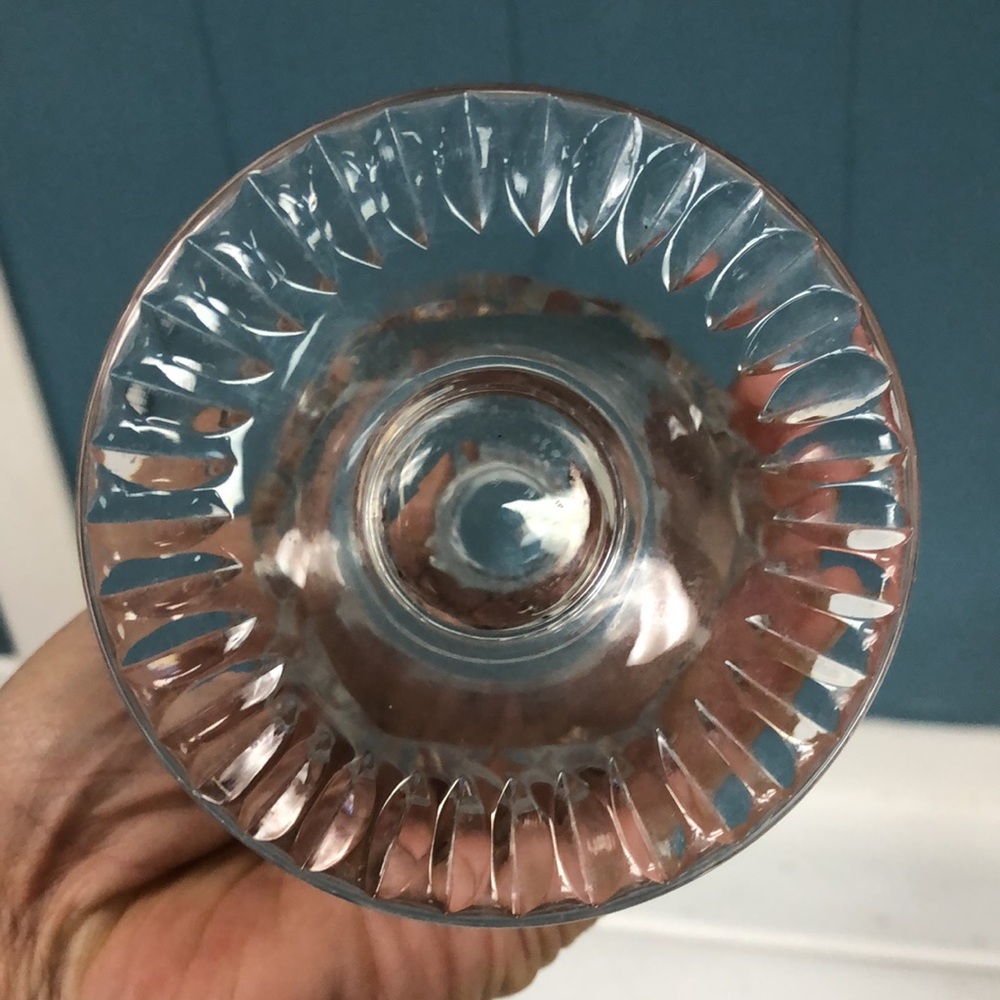 Vtg Footed Clear Glass Bud Vase Vintage Star of David Starburst Pinwheel 8”x3.5” - Picture 5 of 9